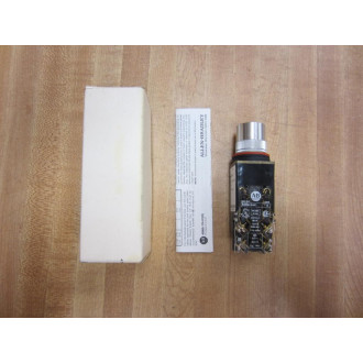 Allen Bradley 800MR-QAL24GAK Small Round Illuminated Push Button