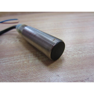 Cutler Hammer E57MAL18A2 Eaton Proximity Sensor Series E1