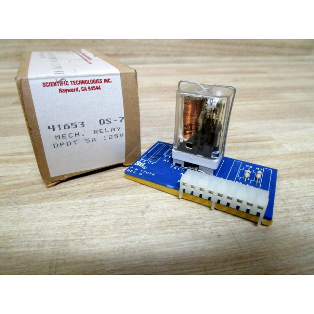 Omron STI 17076 PC Relay Board Control 41653 0S7