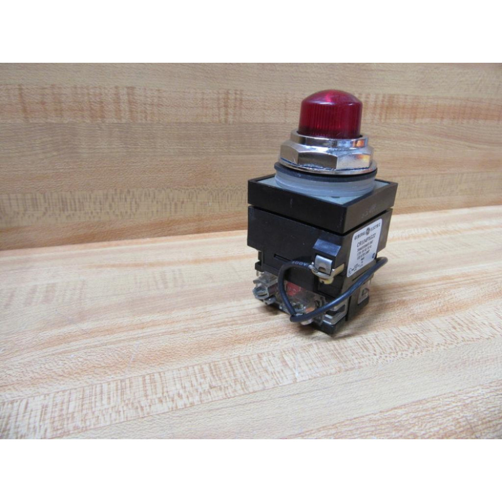 General Electric CR104PLT32R Red Push Button GE WContacts - New No Box