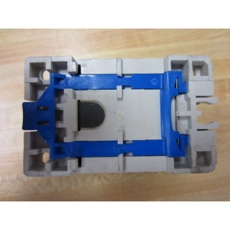 Cutler Hammer D15CR40 Eaton Relay - 4 Poles - Used