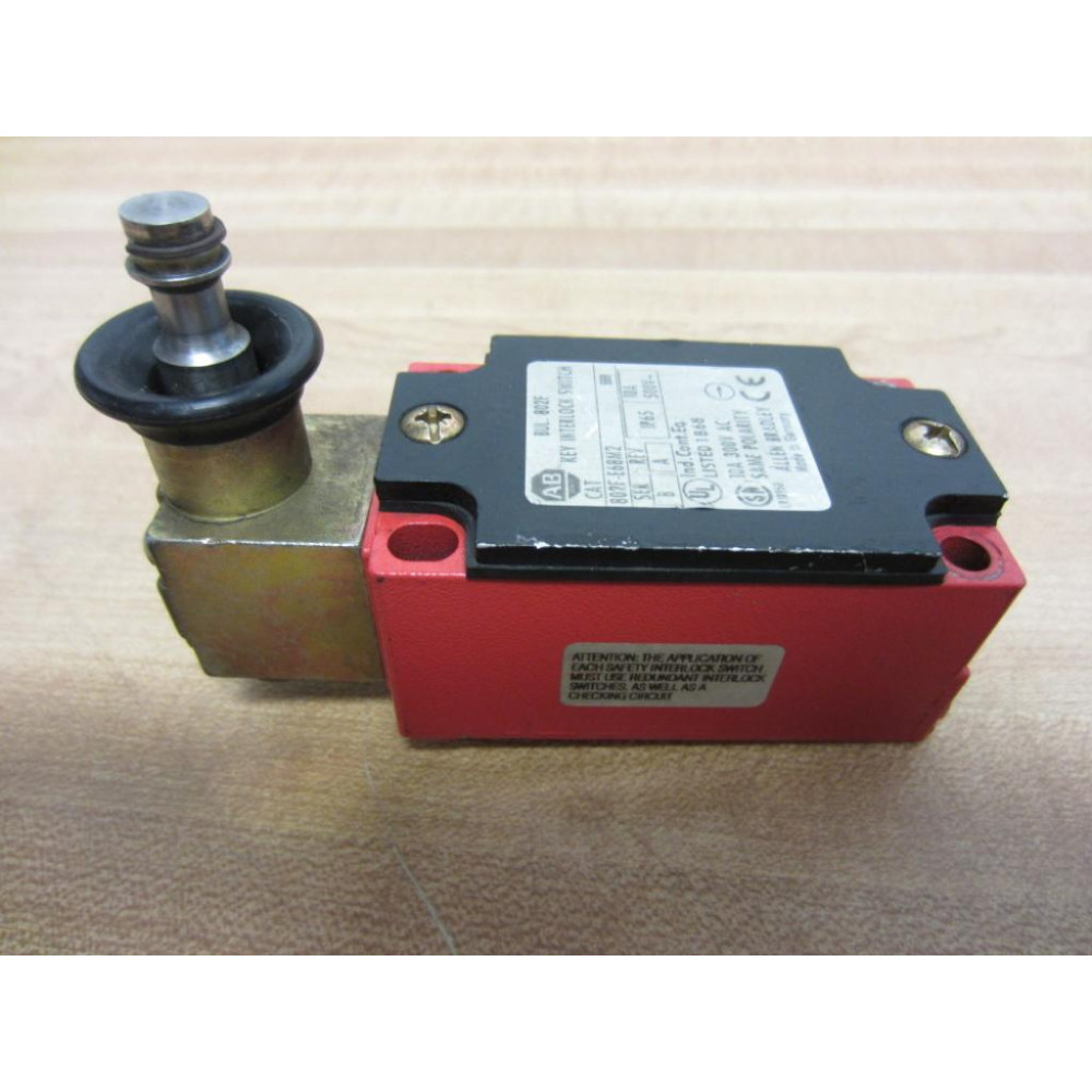 Allen Bradley 802F-E68M2 Key Switch Series B Rev A 10A - Used