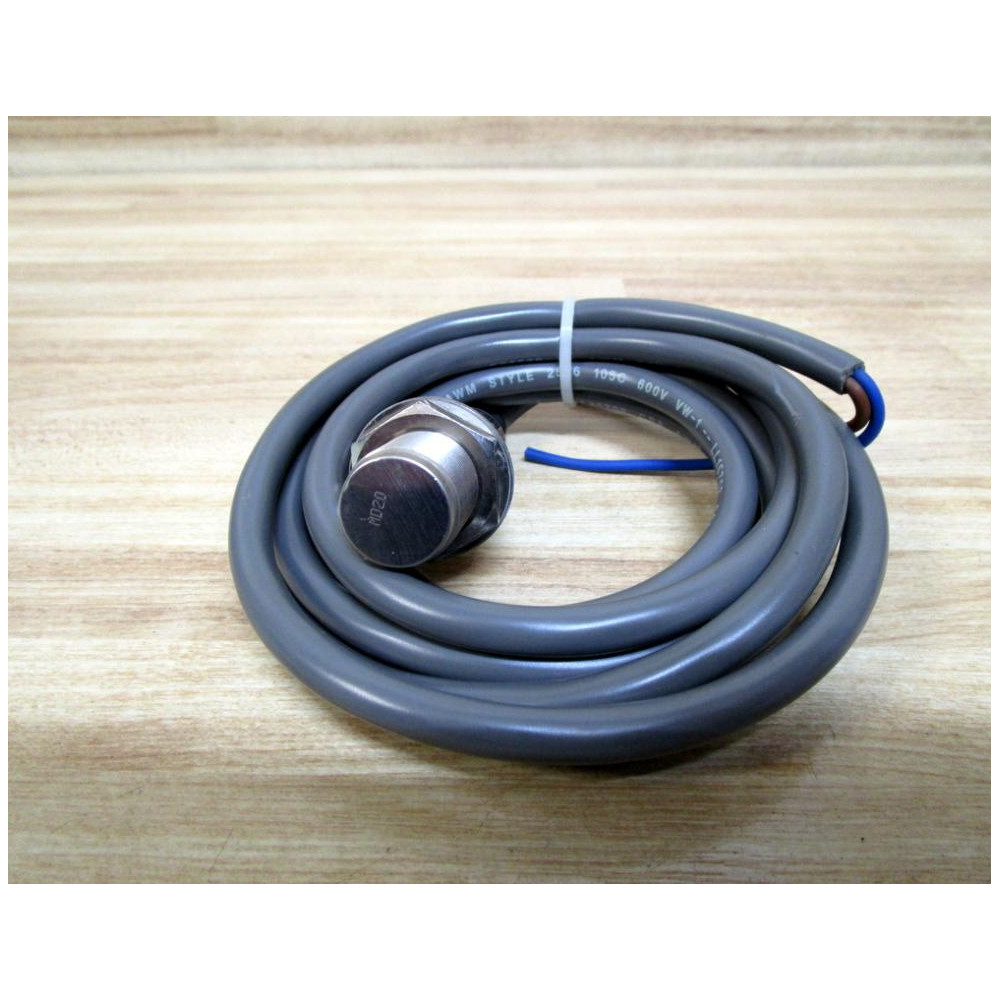 Allen Bradley 871TM DH5NE18-A2 Proximity Switch  871TMDH5NE18A2 - New No Box