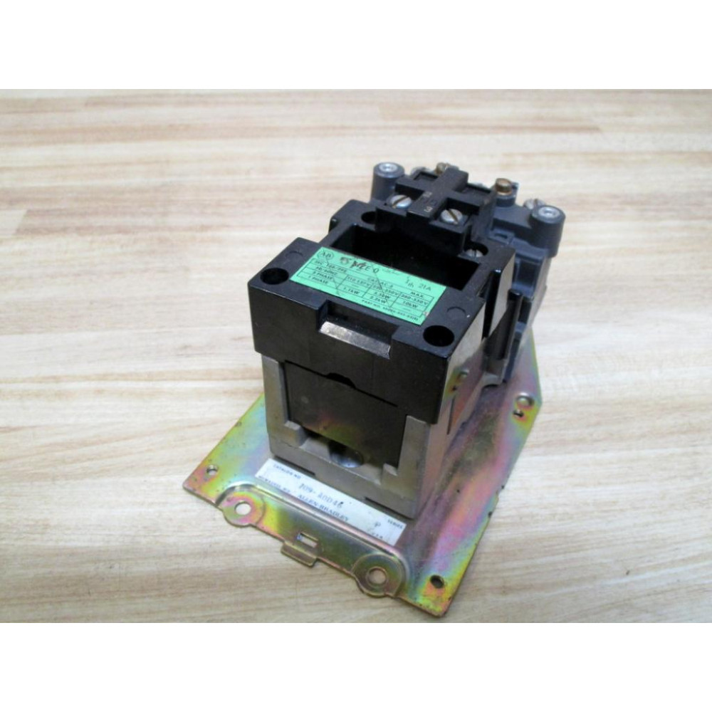 Allen Bradley 709-AOD46 Contactor 709AOD46 WO Coil-Series P - Parts Only