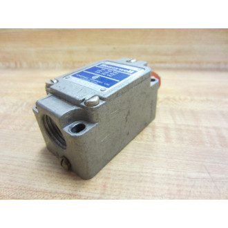 Honeywell 8LS125-2PG11 Limit Switch 8LS1252PG11 - Used