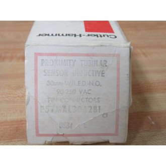 Cutler Hammer E57MAL30A2B1 Eaton Proximity Sensor