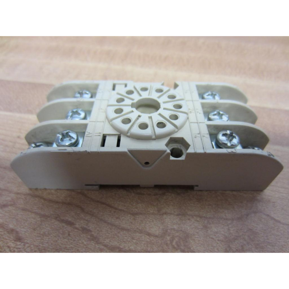 11 Terminal Relay Socket - New No Box