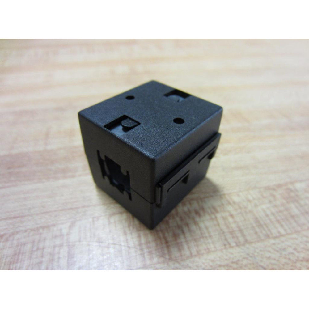 Amal 3-44508 Valve Block 05A-41498 - Cracked - Used