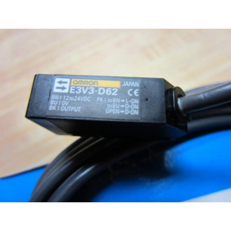 Omron E3V3-D62 Photoelectric Diffuse Reflective E3V3D62