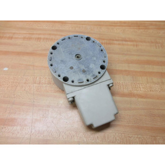 Brooks Instrument 4200 Gear Change Adaptor 4217 - Used