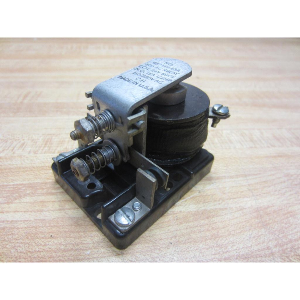 Cutler Hammer 9575H643A Eaton 506 AC Relay 24V N.O. 15A 12 HP - Used
