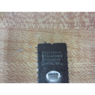 Intel D2732A-3 Integrated Circuit D2732A3