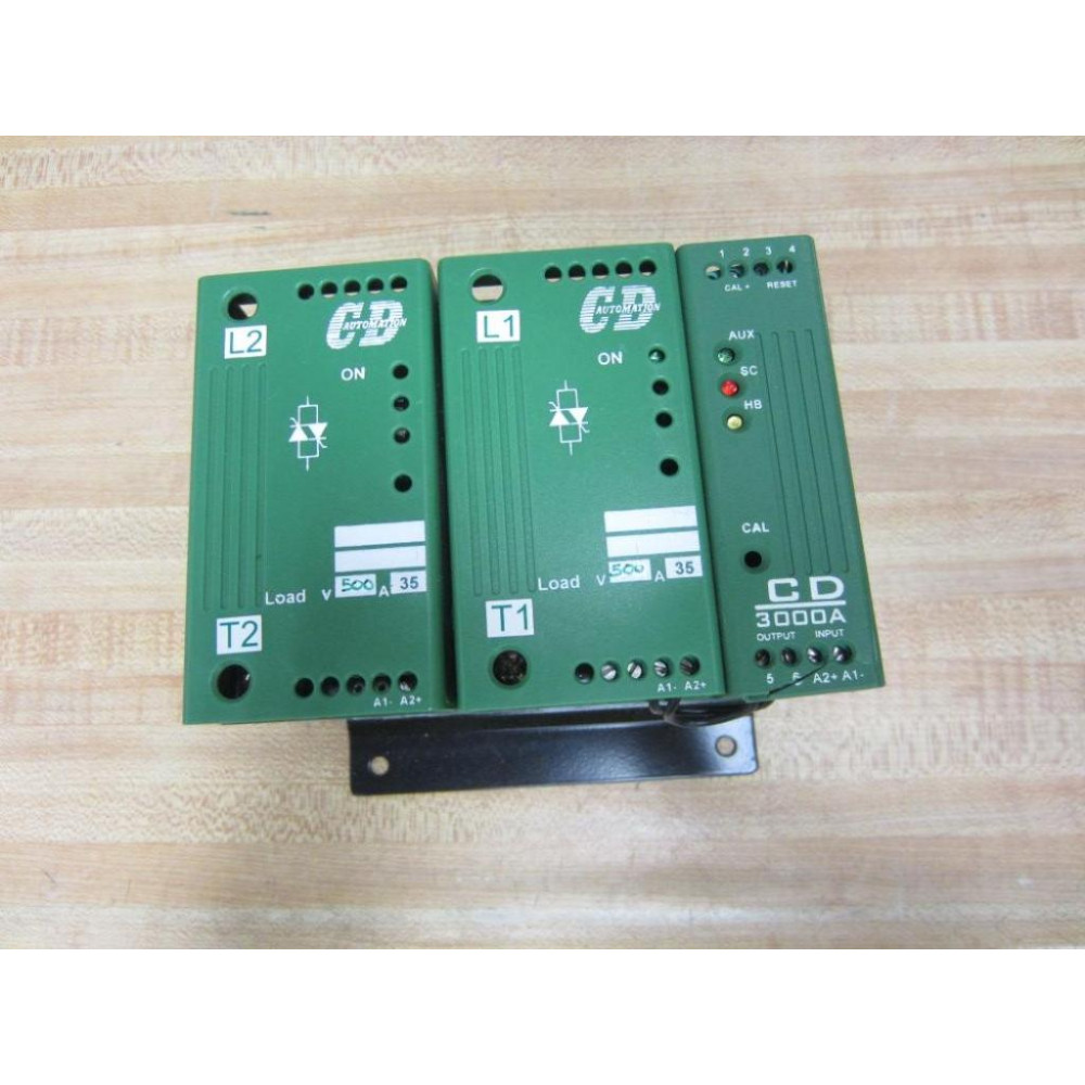 CD Automation 3000A Controller Device Series 3000 A Cracked - Parts Only