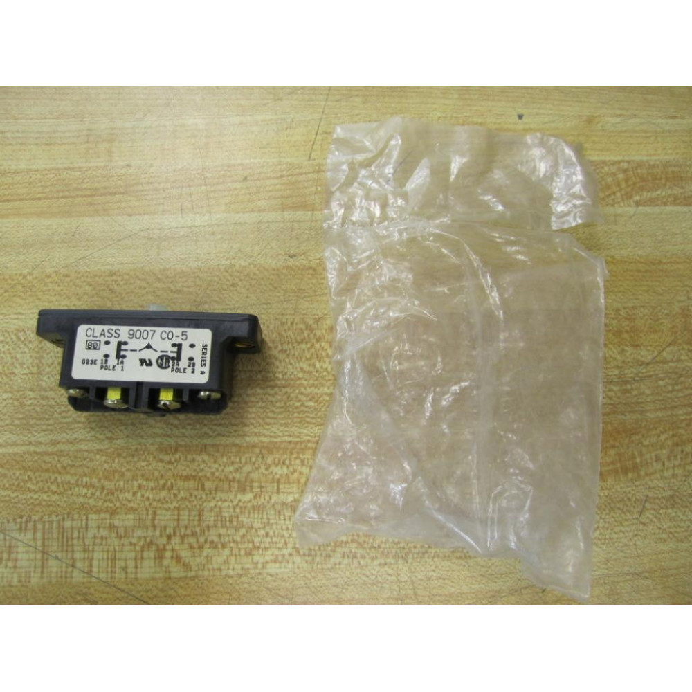 Square D 9007-CO5 Snap Switch 9007-C05