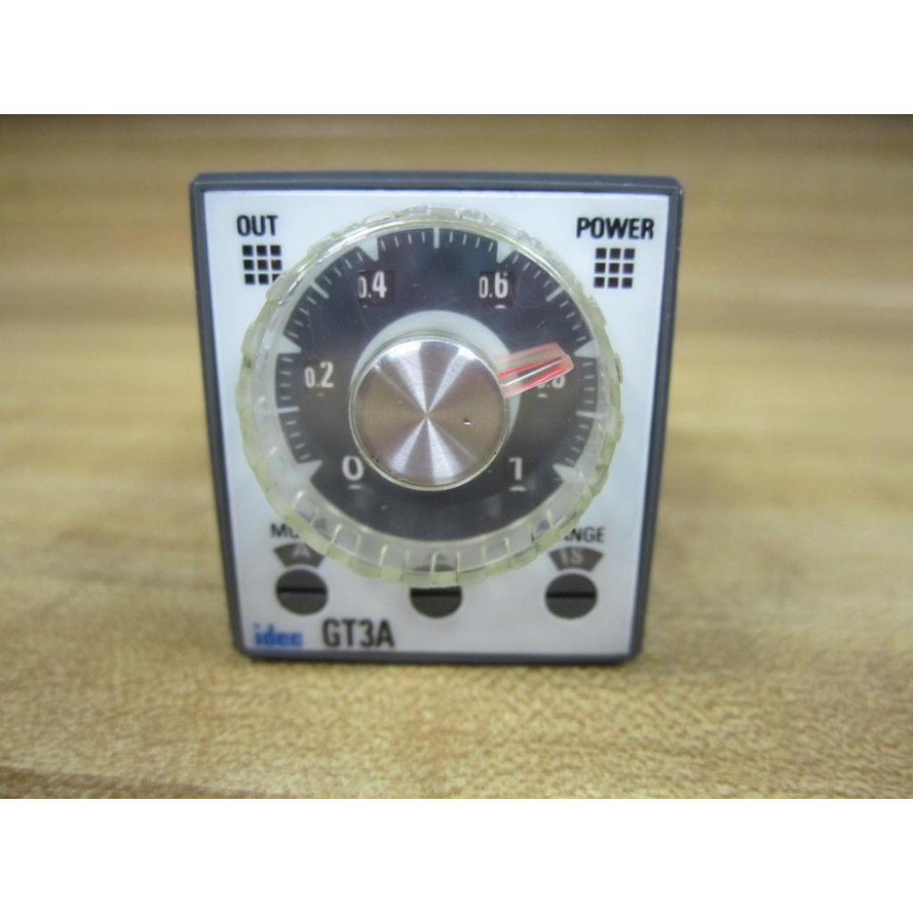 IDEC GT3A-3AF20 Electronic Timer Relay GT3A3AF20 - New No Box