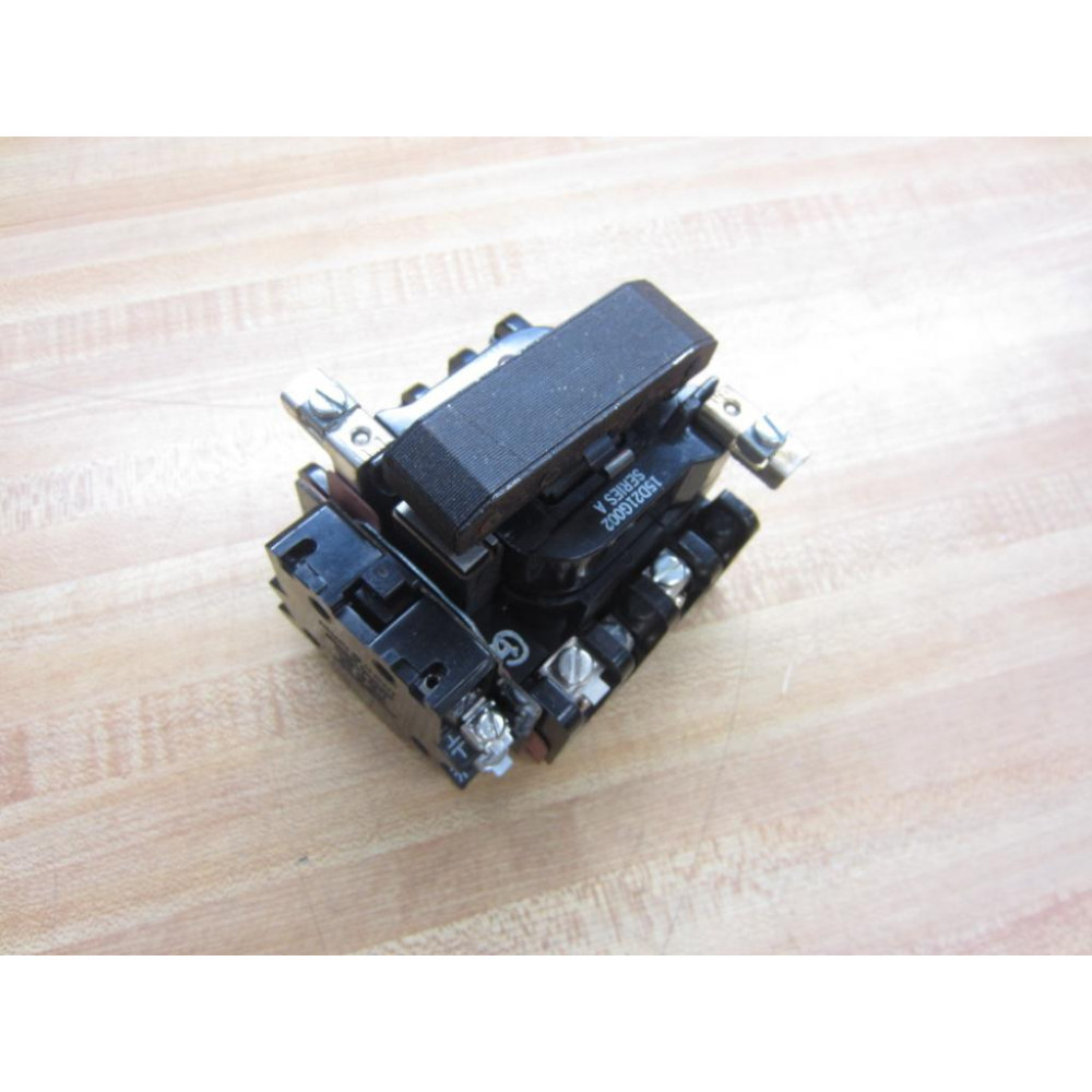 General Electric CR305A0 Contactor WAux. Contact - Used