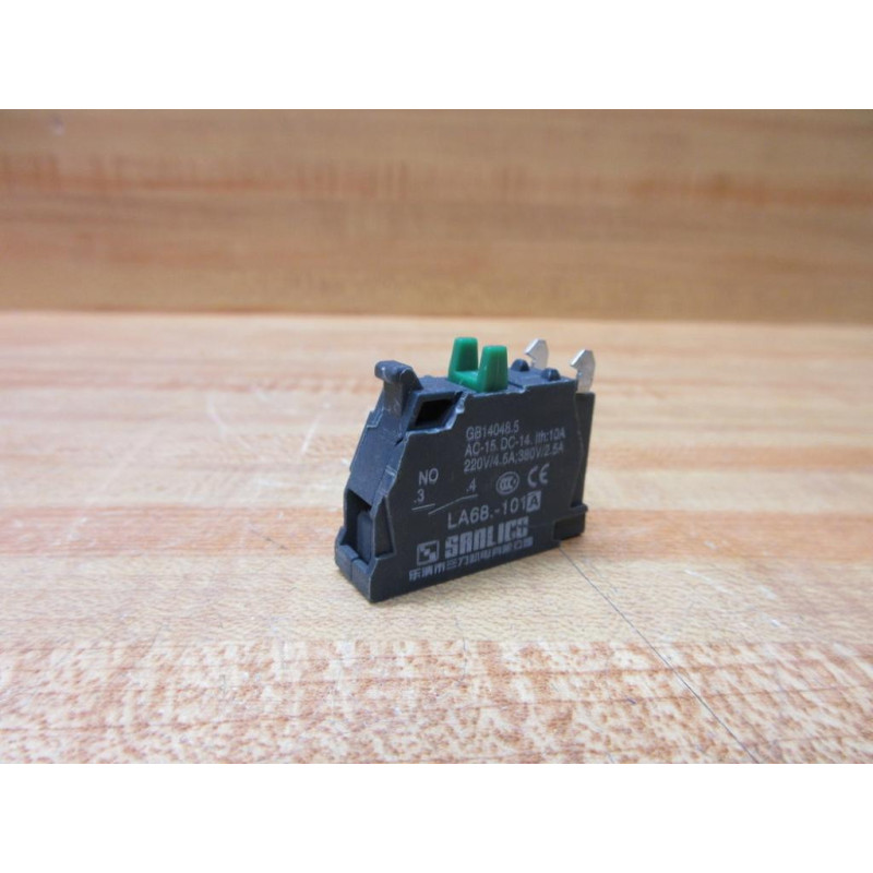 Sanlico GB14048.5 Push Button Switch LA68.-101A - New No Box