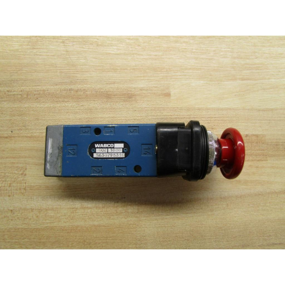 Wabco 5630795310 Push Button Valve 002 1888 - Used
