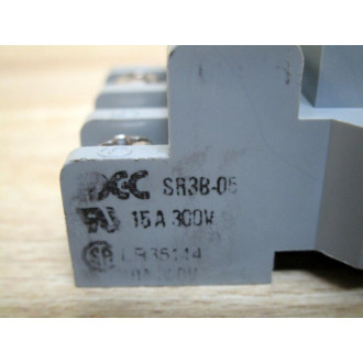 IDEC SR38-05 Relay Socket - New No Box