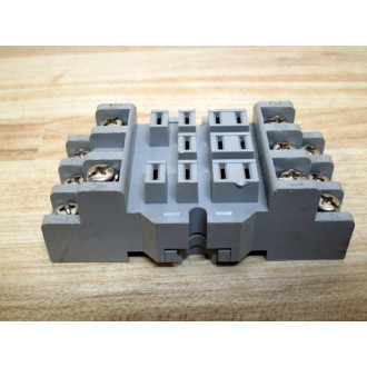 IDEC SR38-05 Relay Socket - New No Box