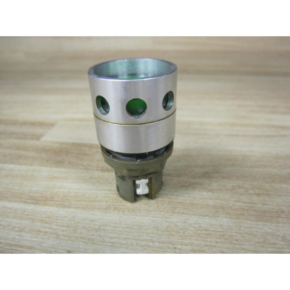 Allen Bradley 800EM-LG3 Green Button 800EMLG3 (Pack of 5) - Used