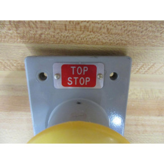 GE General Electric CR 2940NP501A Stop Push Button 117-1706 Yellow - New No Box