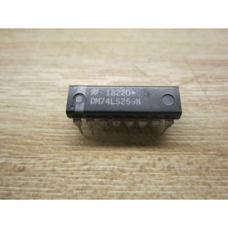 National Semiconductor DM74LS259N Integrated Circuit (Pack of 3)