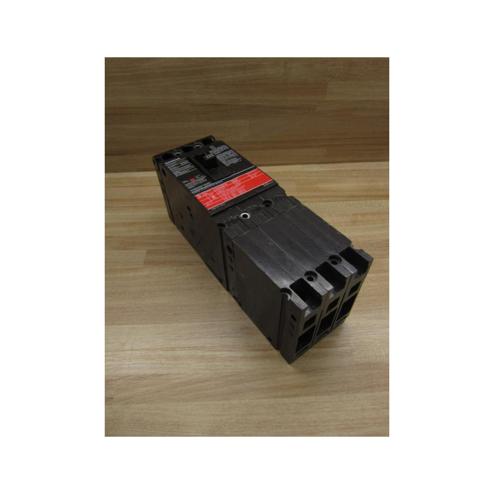 Siemens CED63B110 Circuit Breaker - Used