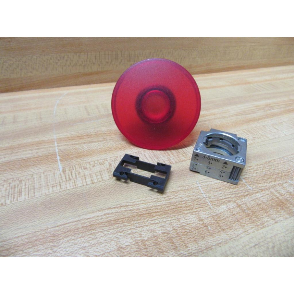 Siemens 3SB3 501-1RA21 Red 3SB35011RA21 wBase & Clip - New No Box