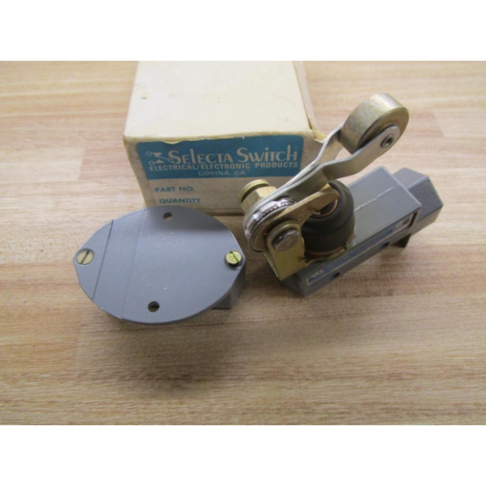 Selecta Switch SS82-BZV6-2RN2 Limit Switch