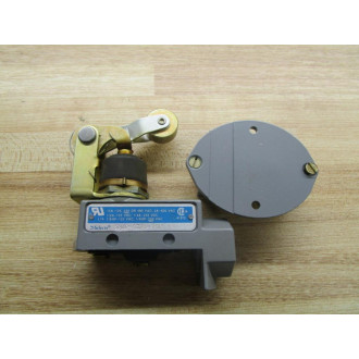Selecta Switch SS82-BZV6-2RN2 Limit Switch
