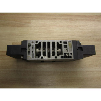 SMC NVFS4400-5FZ Solenoid Valve - New No Box