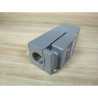 Square D 9007-C054 Limit Switch 9007C054 WOperating Head - Used
