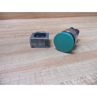 Siemens 3SB3 500-1DA41 Green Button 3SB35001DA41 W Base - New No Box