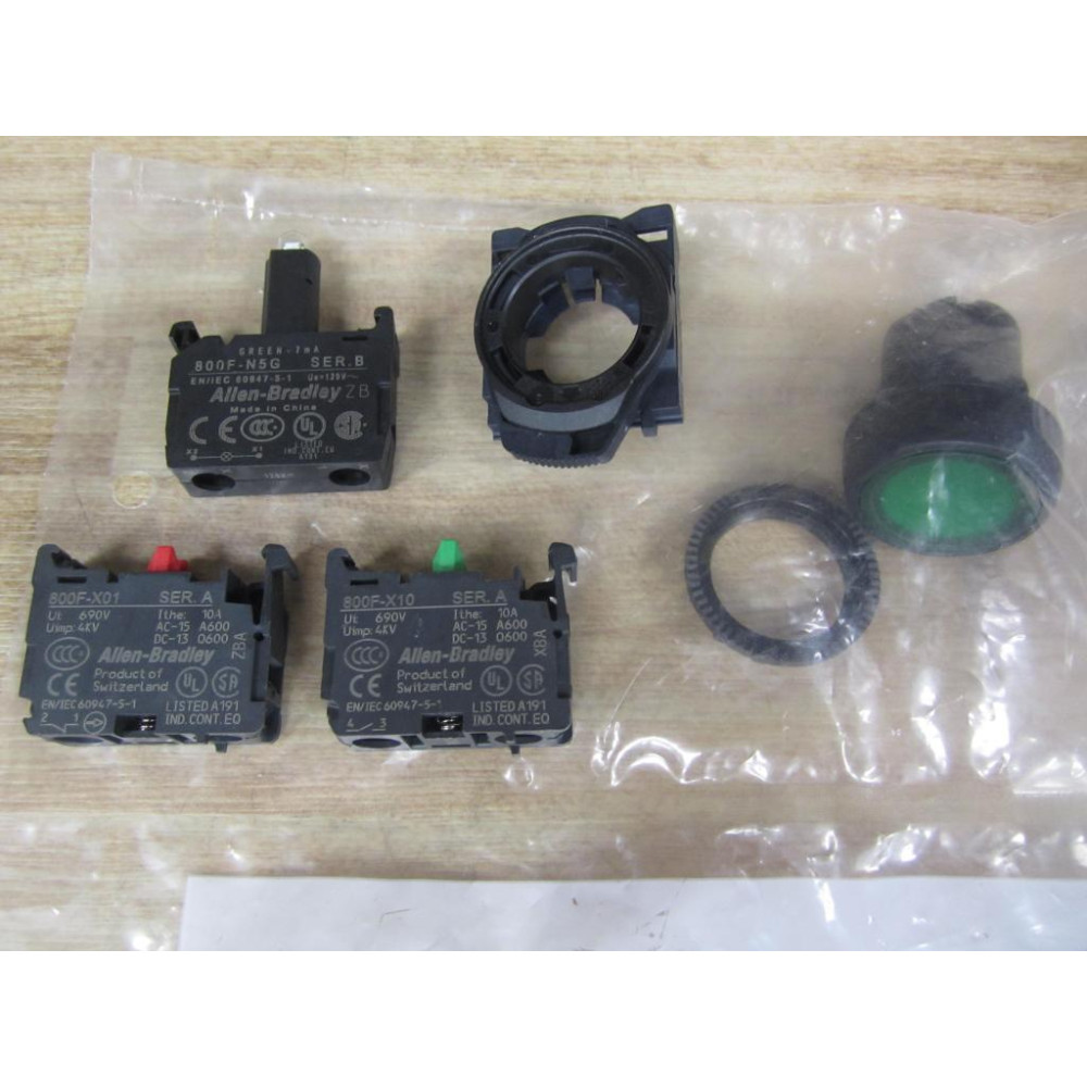 Allen Bradley 800FP-LF3PN5GX11 Green Push Button 800FPLF3PN5GX11