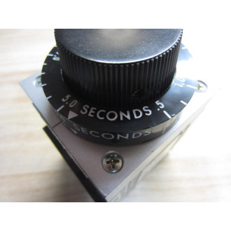 Agastat 7022AB Relay 0.5-5 Seconds Broken Bottom Cover - New No Box