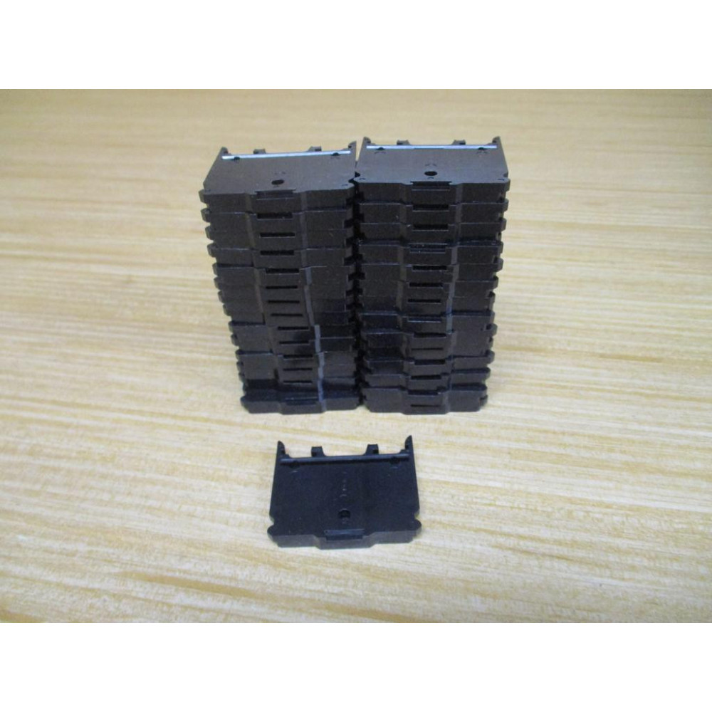IDEC BNE15W End Plate (Pack of 29) - New No Box