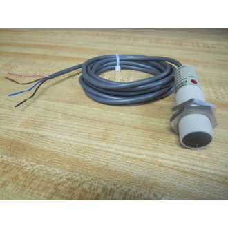 Omron E3F2-R2B4 Photoelectric Switch E3F2R2B4 - New No Box