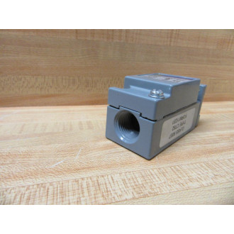Square D 9007C62B2Y231 Schneider Limit Switch WO Operating Head - New No Box