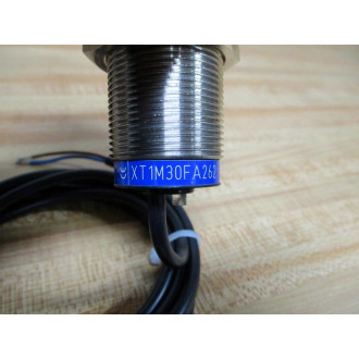 Telemecanique XT1M30FA262 Capacitive Proximity Switch 074172 - New No Box