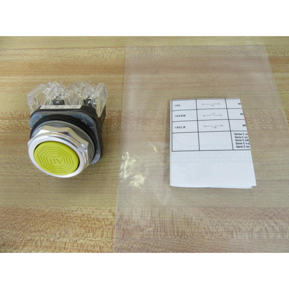 Allen Bradley 800TC-A9D2 Yellow Push Button - New No Box