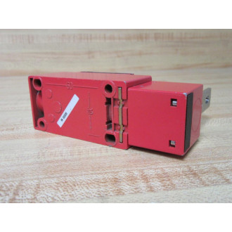 Telemecanique XCS-A703 Limit Switch XCSA703 071888 Comes With Key - New No Box