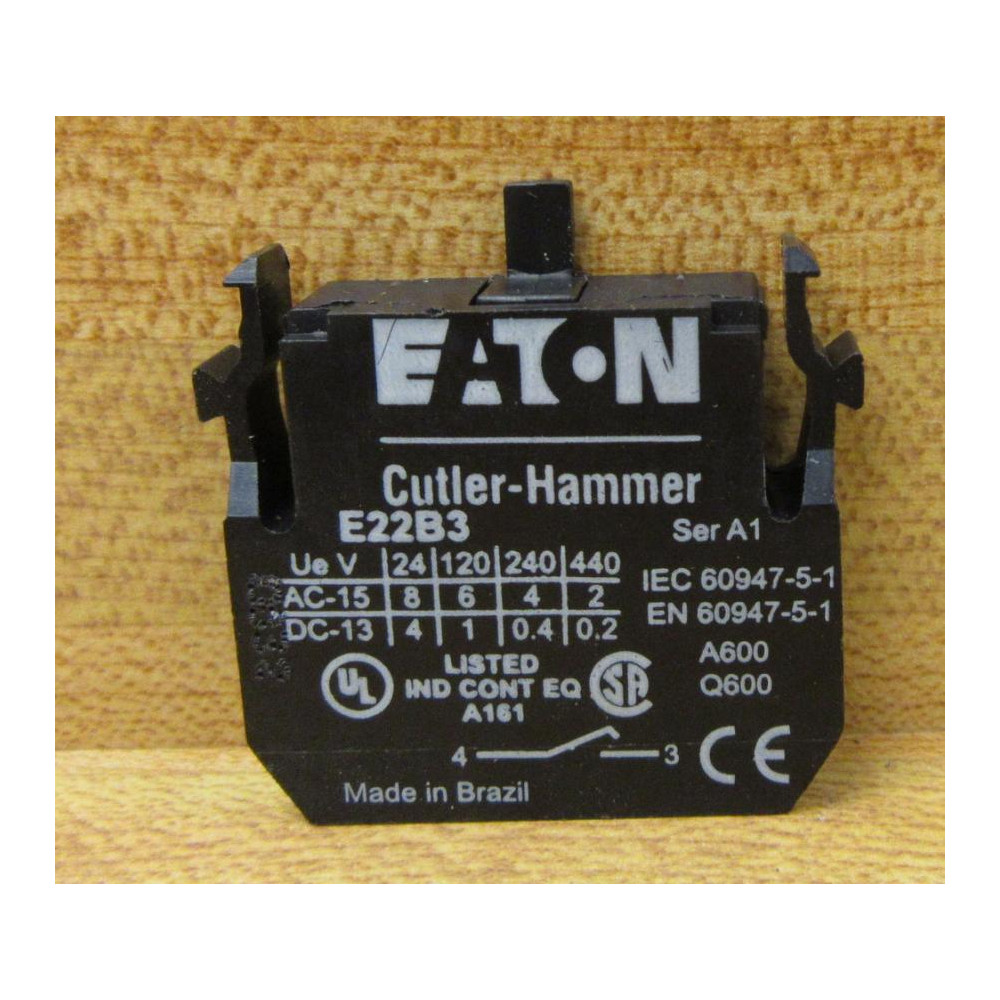 Cutler Hammer E22B3 Eaton Contact Block - New No Box