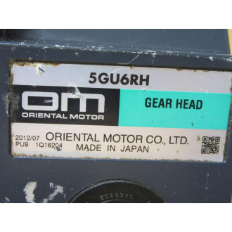 Vexta AXUM590-GU Brushless Motor DC AXUM590GU - Used