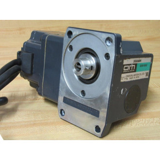 Vexta AXUM590-GU Brushless Motor DC AXUM590GU - Used