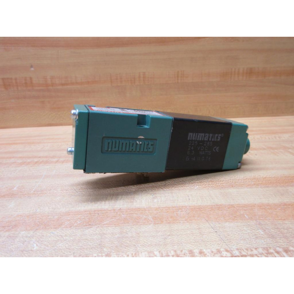 Numatics 081SA400M000061 Solenoid Valve - Used