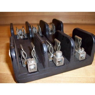 Gould 60358 Fuse Block - Used