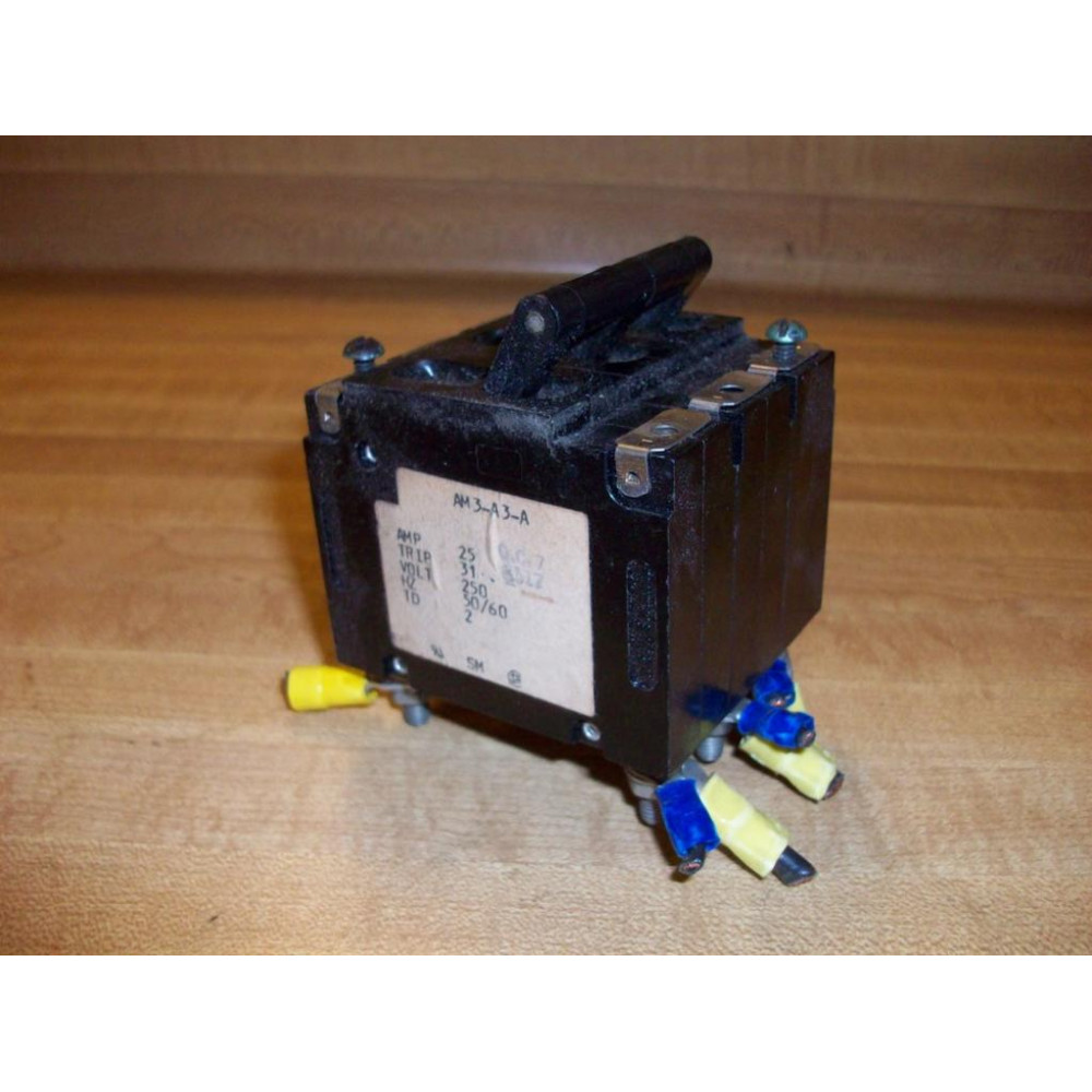 Heinemann AM3-A3-A 25A Circuit Breaker - Used