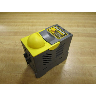 Bussmann 0PM-1038R Fuse Block - Used