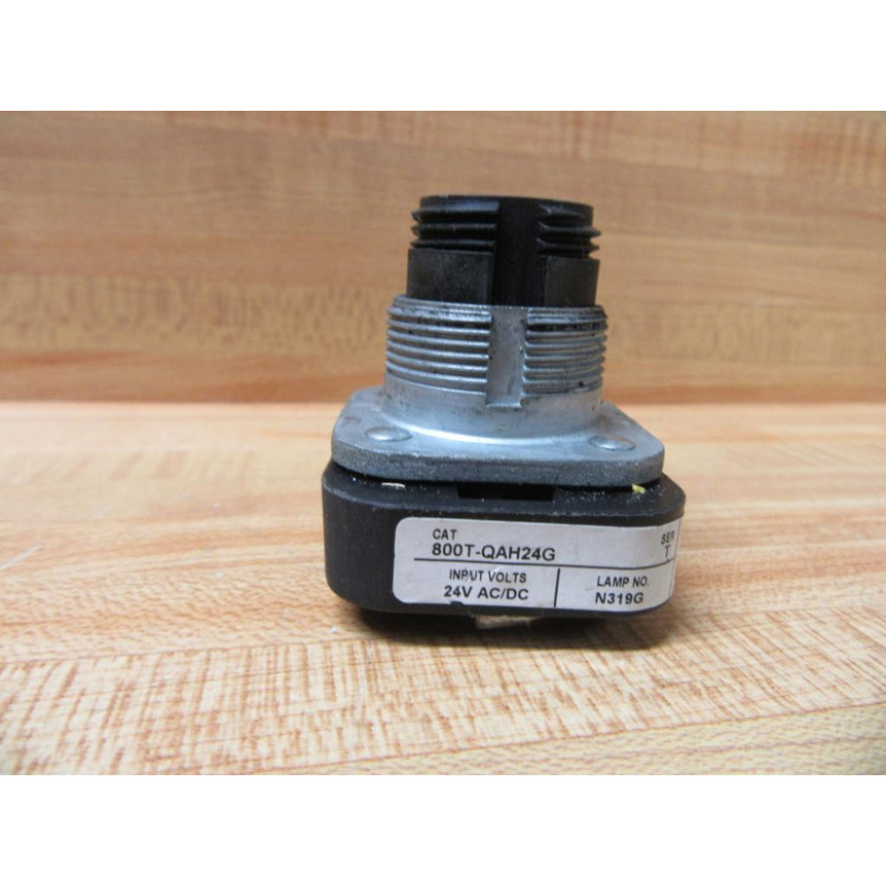 Allen Bradley 800T-QAH24G Green Push Button Core Only - Used